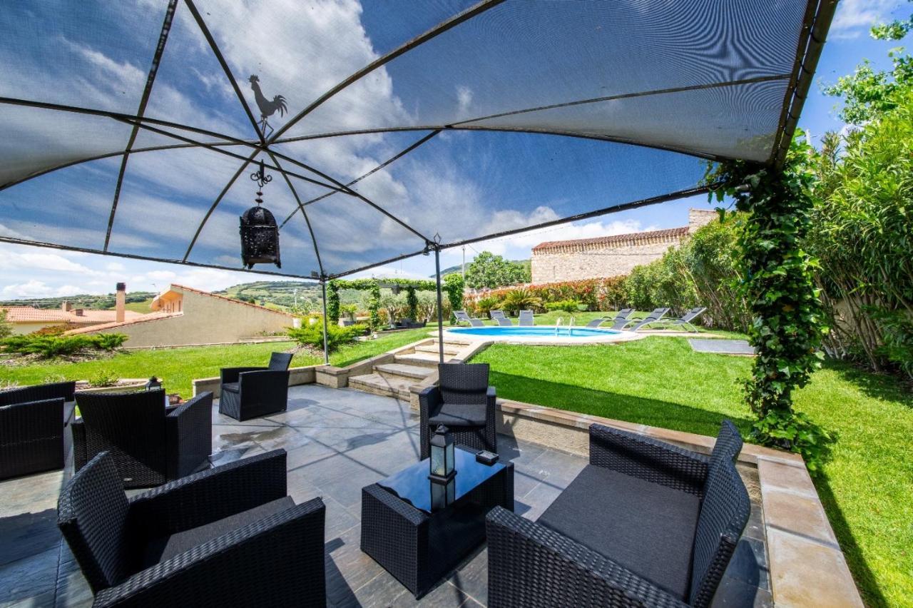 Bed and Breakfast Borgo Antico XIX sec. Gesturi Exterior foto